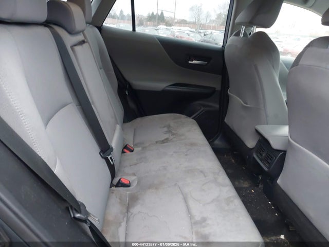 44123877 :رقم المزاد ، JTEAAAAH2MJ024310 vin ، 2021 Toyota Venza Le مزاد بيع
