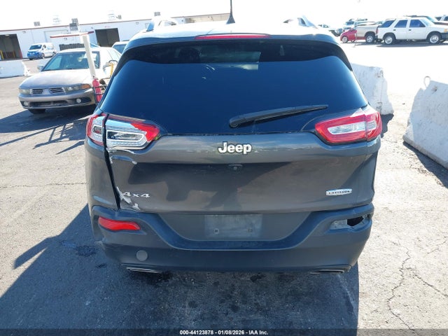 Jeep Cherokee Latitude 2016 1C4PJMCS8GW334784 Image 16