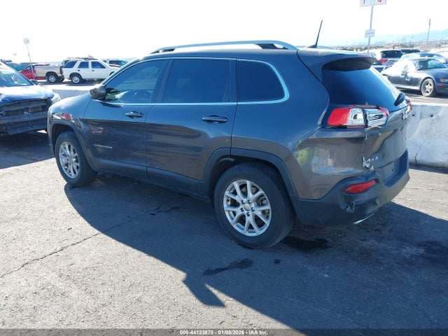 Jeep Cherokee Latitude 2016 1C4PJMCS8GW334784 Image 3