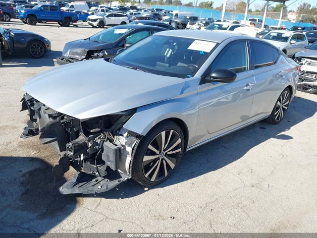 1N4BL4CVXNN316830 Nissan Altima Sr Fwd