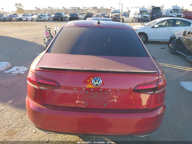 1VWMA7A36LC001718 Volkswagen Passat 2.0t R-line