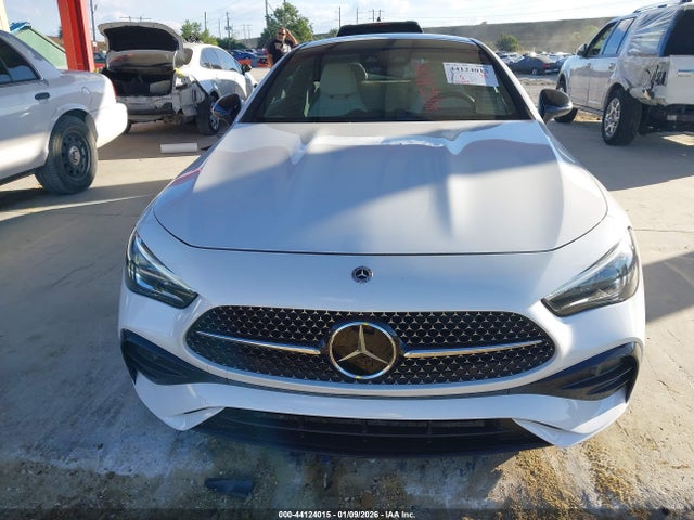 W1KMJ6BB6RF038378 Mercedes-Benz Cle 450 4matic