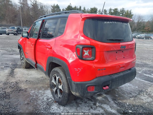 2021 JEEP RENEGADE ZACNJDC1XMPM21249 Photo 2