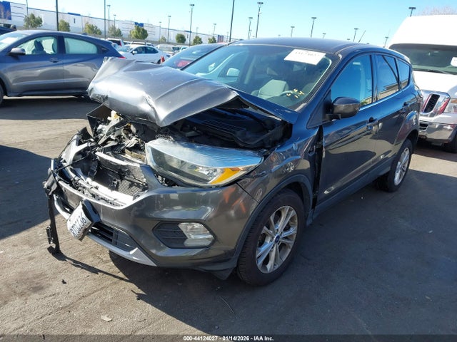 1FMCU0GD1HUD66480 Ford ESCAPE SE