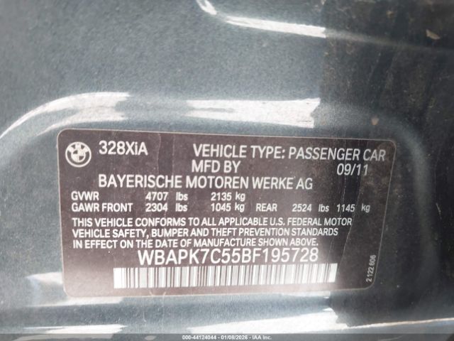 2011 BMW 328I WBAPK7C55BF195728 Photo 8