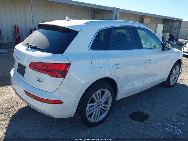 WA1BNAFY7J2005225 Audi Q5 2.0t Premium/2.0t Tech Premium
