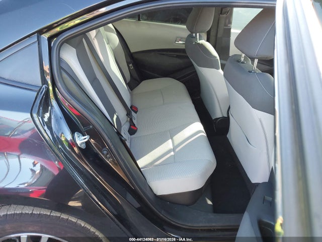 Toyota Corolla Hybrid Le 2021 JTDEAMDE0MJ002234 Image 8