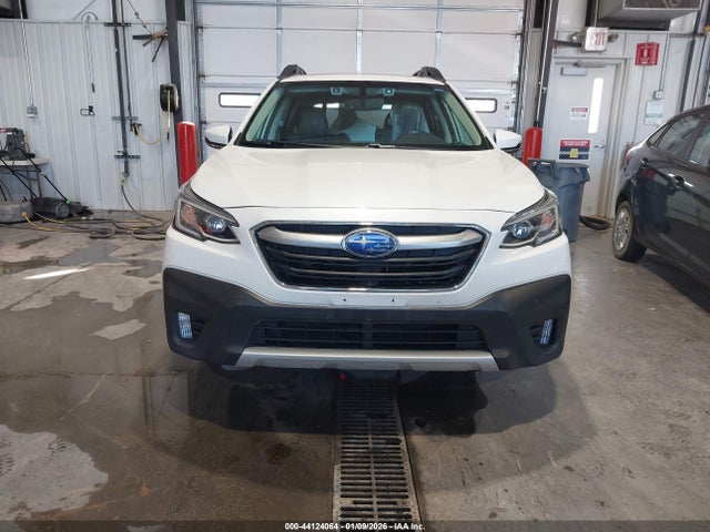 4S4BTANC1L3188289 Subaru Outback Limited