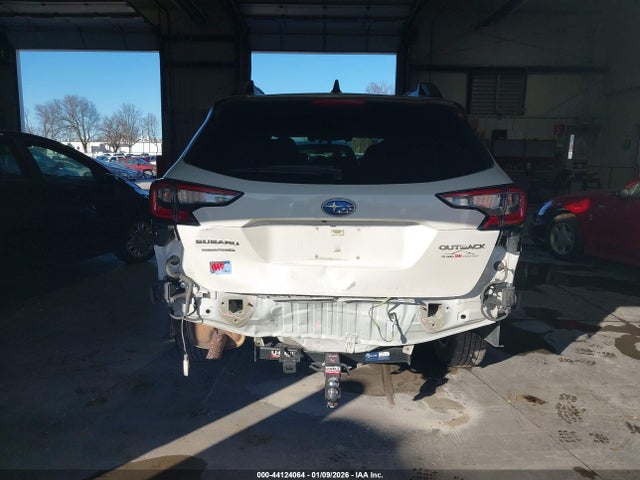 4S4BTANC1L3188289 Subaru Outback Limited