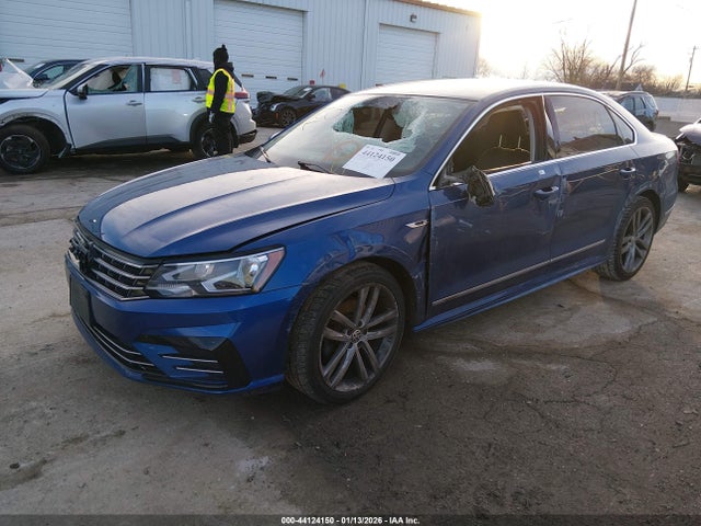 44124150 :رقم المزاد ، 1VWDT7A36HC073746 vin ، 2017 Volkswagen Passat 1.8t R-line مزاد بيع