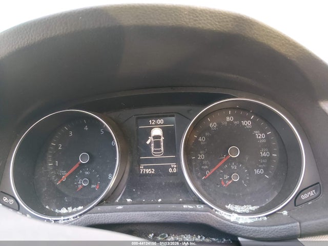 44124150 :رقم المزاد ، 1VWDT7A36HC073746 vin ، 2017 Volkswagen Passat 1.8t R-line مزاد بيع