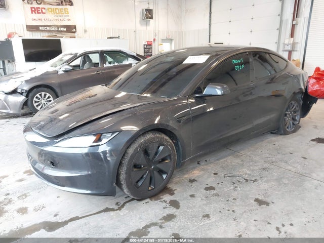 Продаж на аукціоні авто 2025 Tesla Model 3 Long Range All-wheel Drive, vin: 5YJ3E1EB6SF927992, номер лоту: 44124159