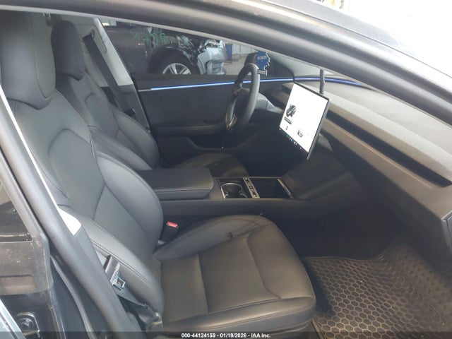 Продаж на аукціоні авто 2025 Tesla Model 3 Long Range All-wheel Drive, vin: 5YJ3E1EB6SF927992, номер лоту: 44124159