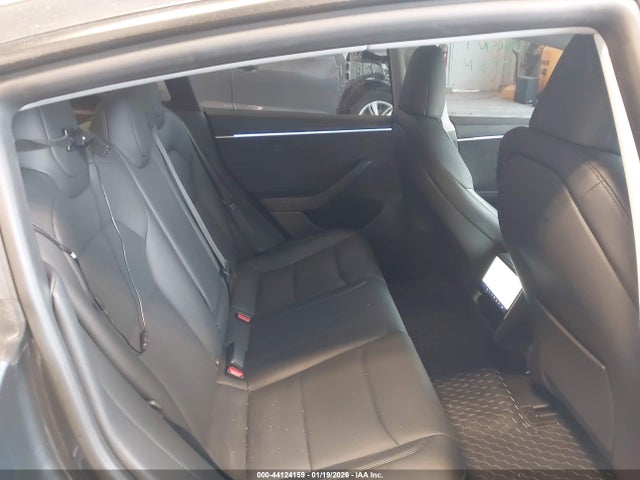Продаж на аукціоні авто 2025 Tesla Model 3 Long Range All-wheel Drive, vin: 5YJ3E1EB6SF927992, номер лоту: 44124159