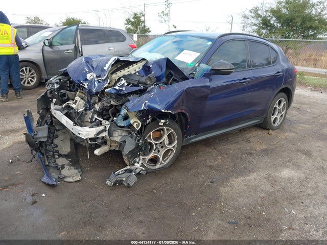 2021 ALFA ROMEO STELVIO ZASPAJAN6M7D13599 Photo 1