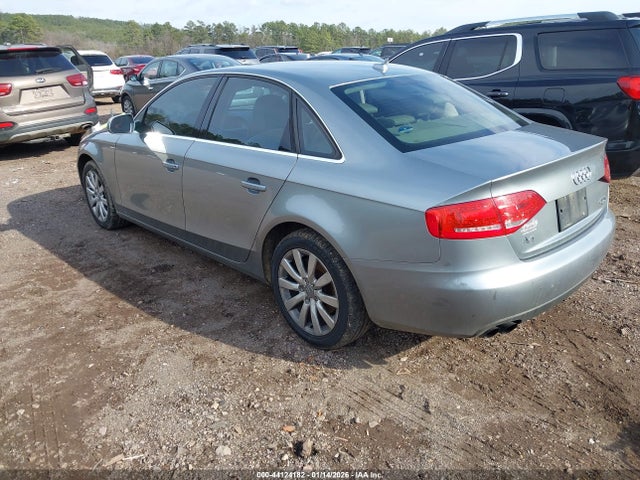 2010 AUDI A4 WAUFFAFL0AN033615 Photo 2