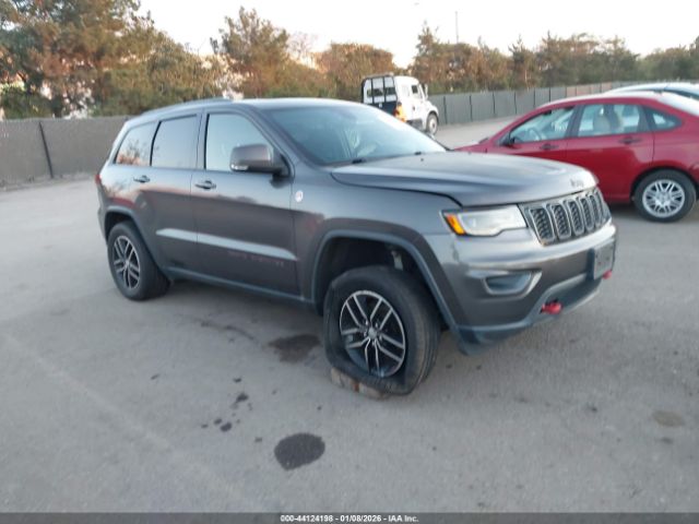 2018 JEEP GRAND CHEROKEE 1C4RJFLT3JC258381