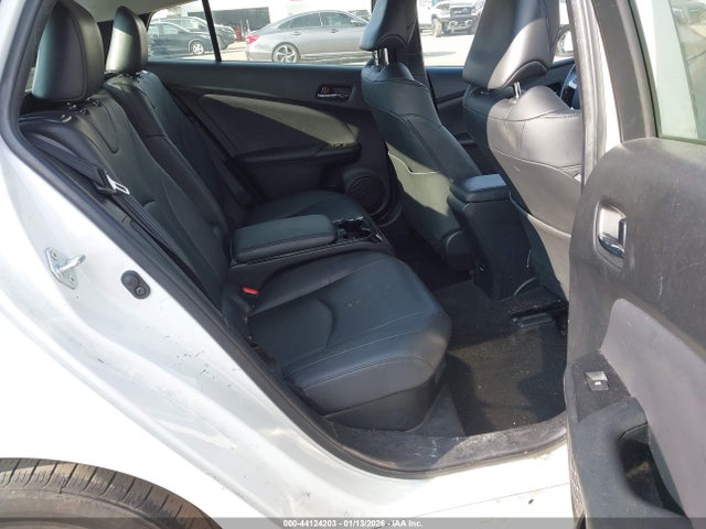 Toyota Prius Prime Premium 2017 JTDKARFP8H3054056 Image 8