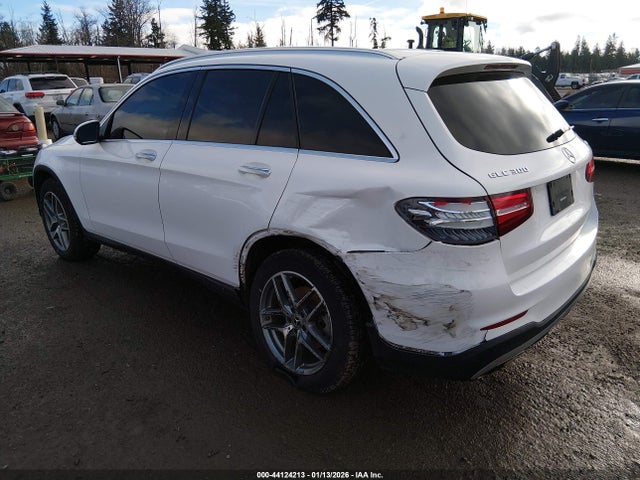 WDC0G4KB4JV061917 Mercedes-Benz Glc 300 4matic