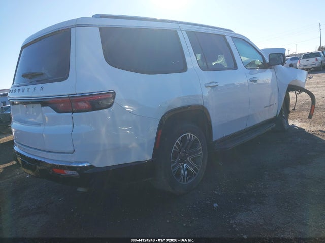 2024 JEEP WAGONEER 1C4SJVAP9RS179137 Photo 3