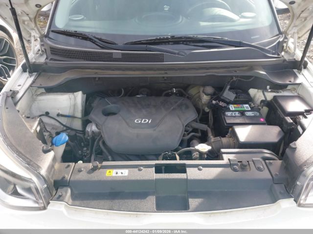 2015 KIA SOUL KNDJN2A23F7220993 Photo 9