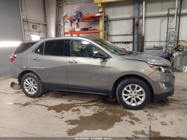 3GNAXKEV7KS564716 Chevrolet EQUINOX LT