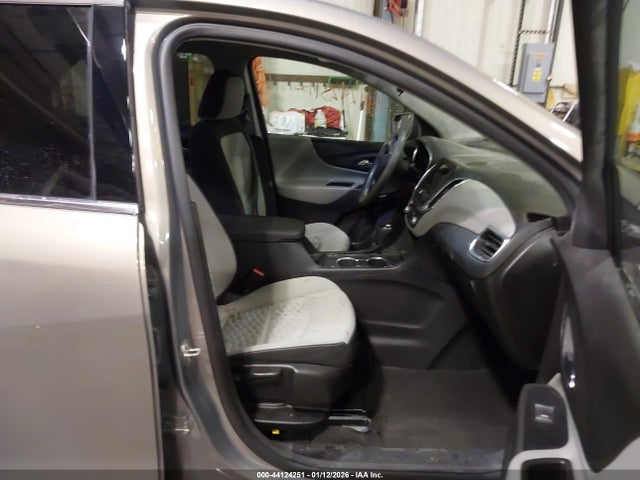 2019 CHEVROLET EQUINOX 3GNAXKEV7KS564716 Photo 4