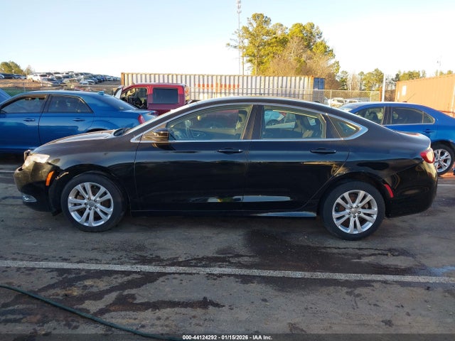 Aukcja sprzedaży 2015 Chrysler 200 Limited, vin: 1C3CCCAB7FN637781, numer aukcji: 44124292