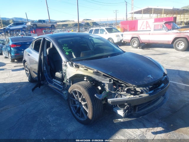 5YJ3E1EA1PF624598 Tesla Model 3 Rear-wheel Drive