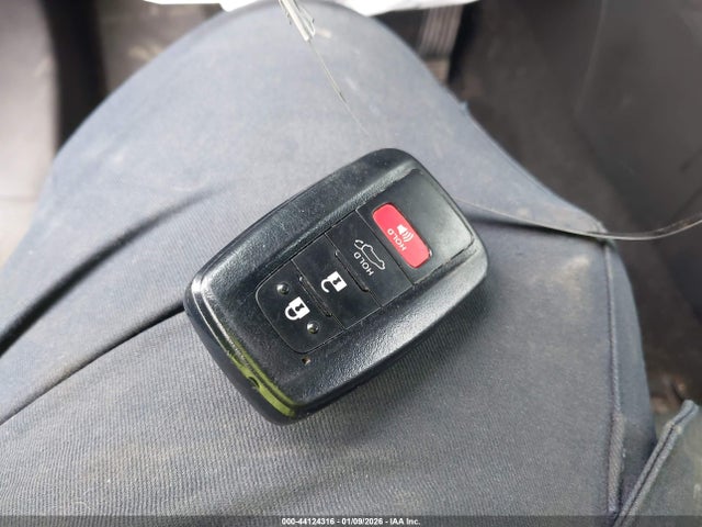 2021 TOYOTA RAV4 HYBRID 4T3RWRFV5MU016967 Photo 10