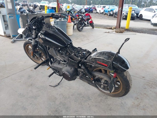 1HD1GS819HC306275 Harley-Davidson FXDLS