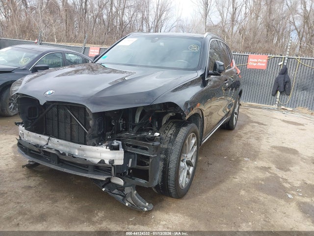 2019 BMW X5 5UXCR6C5XKLL53925 Photo 1