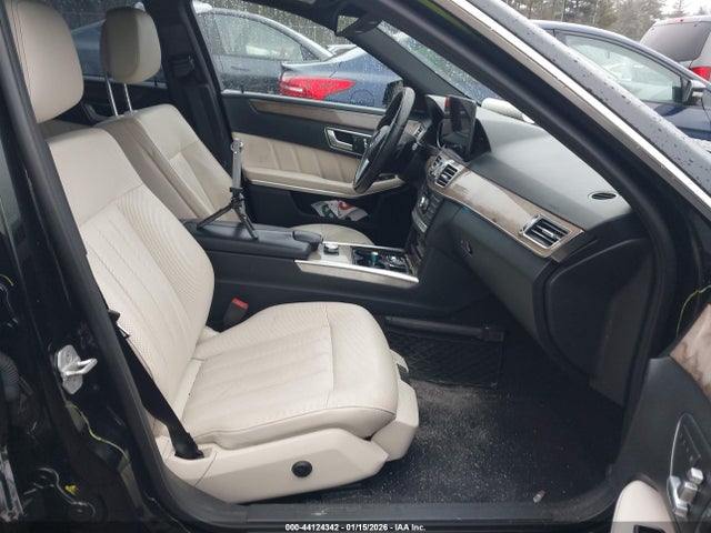 Продажа на аукционе авто 2014 Mercedes-benz E 550 4matic, vin: WDDHF9BBXEA895511, номер лота: 44124342
