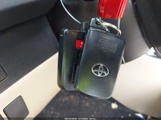 5TDJZRFH9HS463288 Toyota Highlander Xle