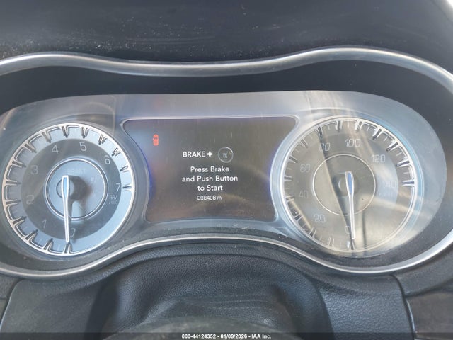 2018 CHRYSLER 300 2C3CCAKG0JH201998 Photo 6