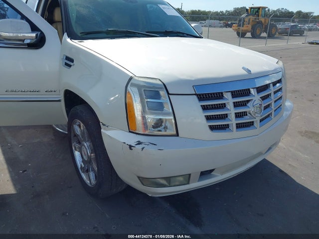 2008 CADILLAC ESCALADE ESV 1GYFK66818R130925 Photo 5