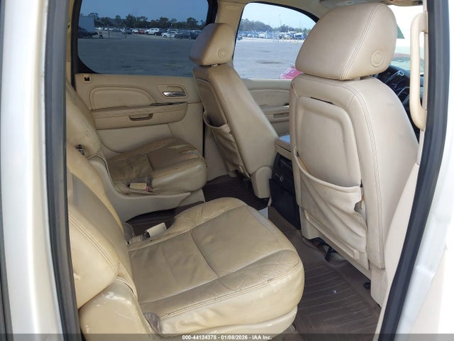 2008 CADILLAC ESCALADE ESV 1GYFK66818R130925 Photo 7