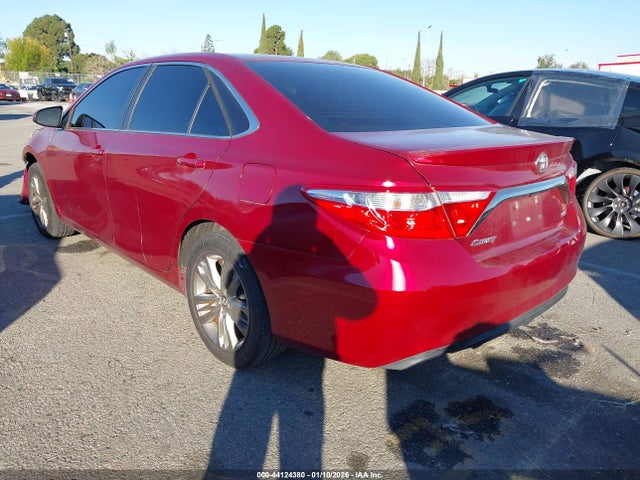 2015 TOYOTA CAMRY 4T1BF1FK0FU936641 Photo 2