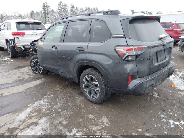 Subaru Forester Premium 2025 JF2SLDDC3SH481542 Image 3