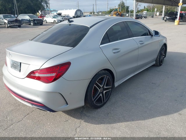 2018 MERCEDES-BENZ CLA 250 WDDSJ4EB8JN648977 Photo 3