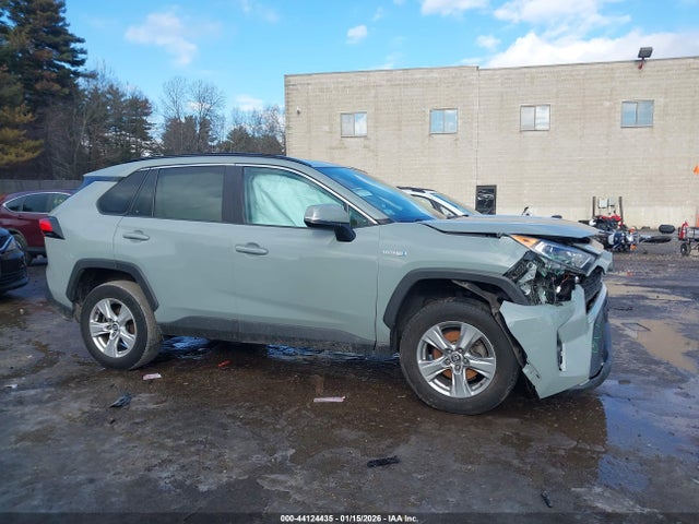 2T3RWRFV7LW068213 Toyota Rav4 Hybrid Xle