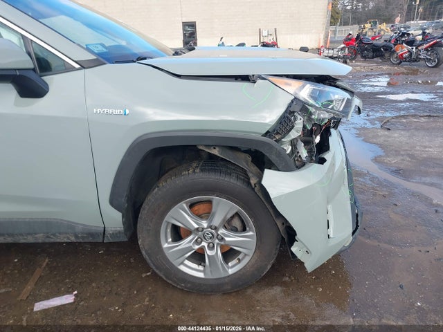 2T3RWRFV7LW068213 Toyota Rav4 Hybrid Xle