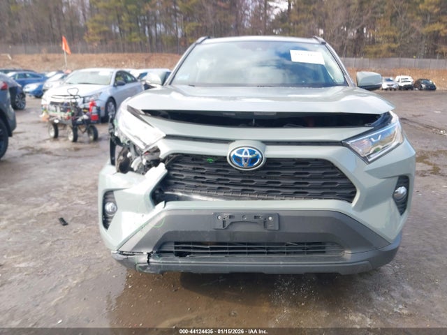 2T3RWRFV7LW068213 Toyota Rav4 Hybrid Xle