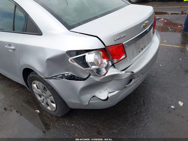 Продажа на аукционе авто 2016 Chevrolet Cruze Limited Ls Auto, vin: 1G1PC5SG4G7188075, номер лота: 44124438