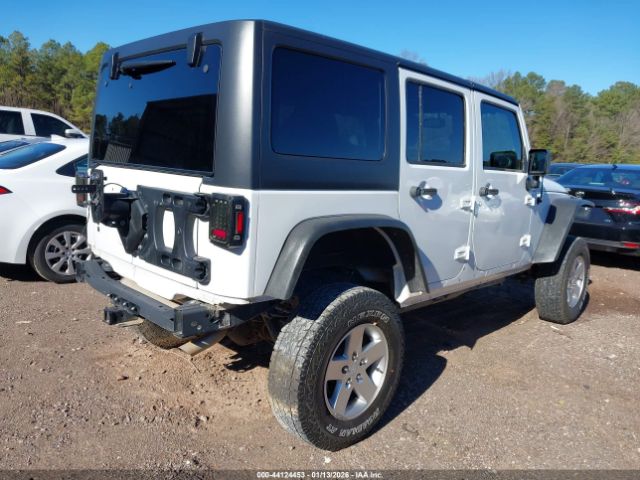 2018 JEEP WRANGLER JK UNLIMITED 1C4BJWFG3JL839203 Photo 3