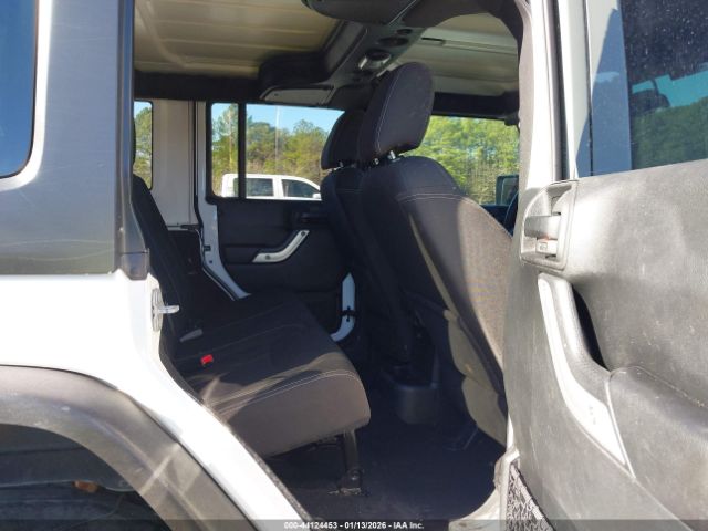 2018 JEEP WRANGLER JK UNLIMITED 1C4BJWFG3JL839203 Photo 7