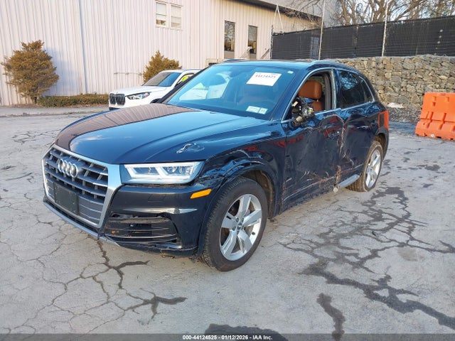 2018 AUDI Q5 WA1BNAFY7J2238084 Photo 1