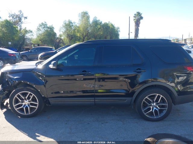1FM5K8GT2GGA25929 Ford EXPLORER SPORT