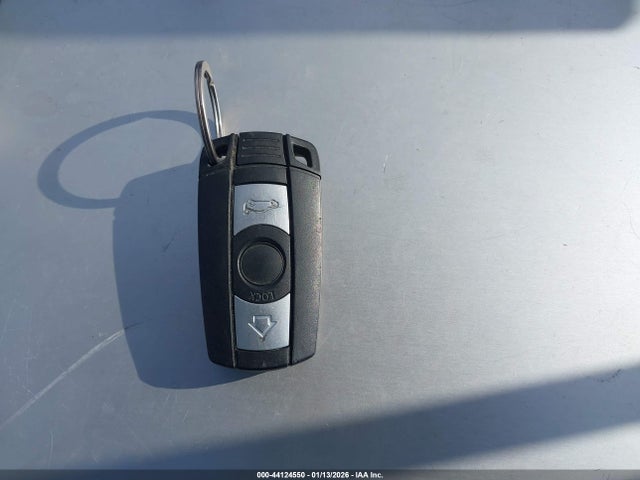 Продаж на аукціоні авто 2011 Bmw 328i, vin: WBAPH5C5XBF093120, номер лоту: 44124550