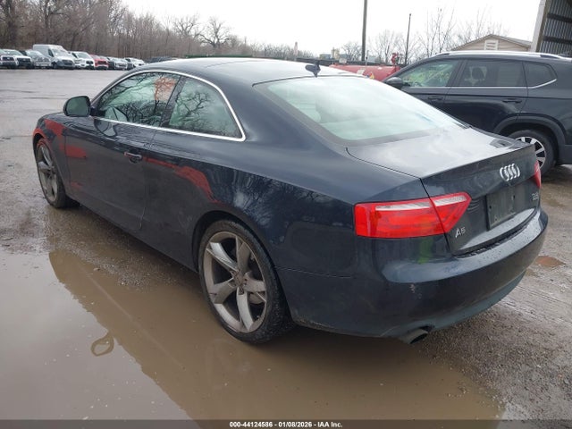 2009 AUDI A5 WAUDK78TX9A021218 Photo 2
